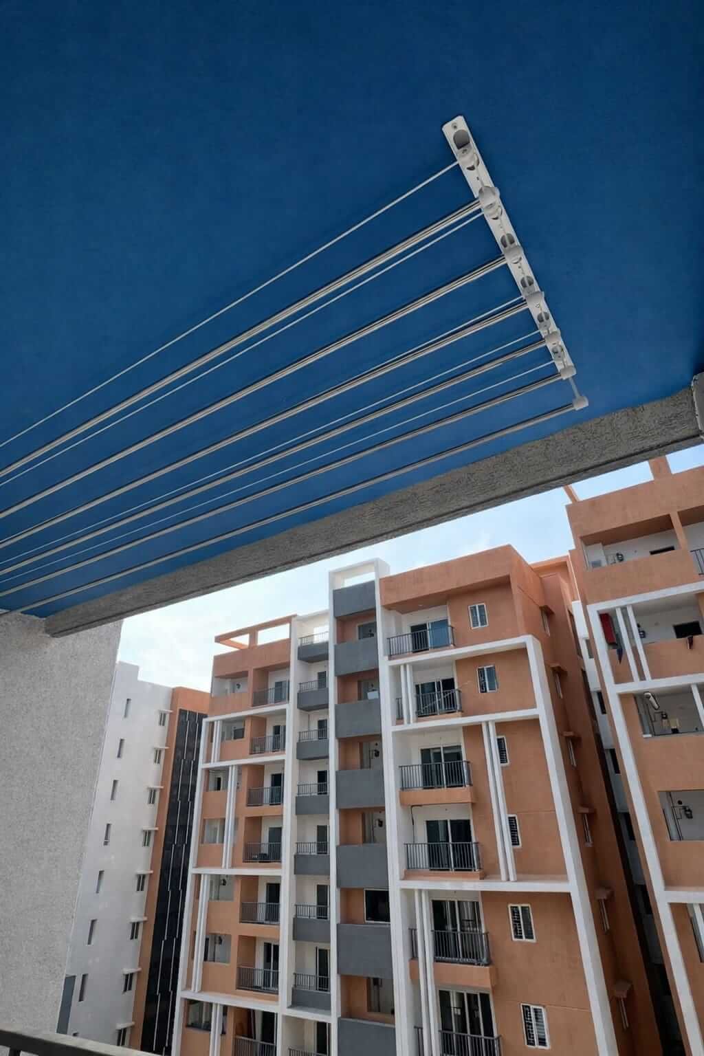 Ceiling-Cloth-Hanger